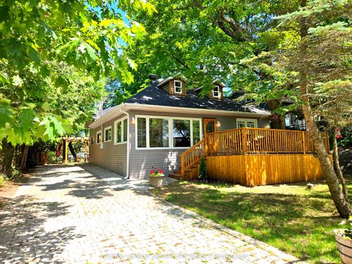 1024 Bowyers Beach Rd, Bracebridge, ON, P1L1W8 | Card Image