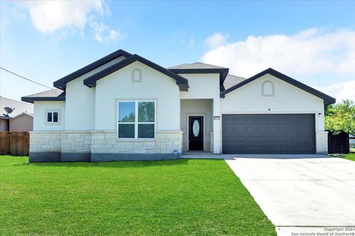 8316 Utopia Blvd, Selma, TX, 78154-3341 | Card Image
