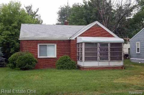 Pelham Rd, Taylor, MI 48180