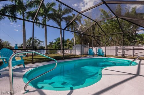 28 Constitution Dr, NAPLES, FL, 34112-7310 | Card Image