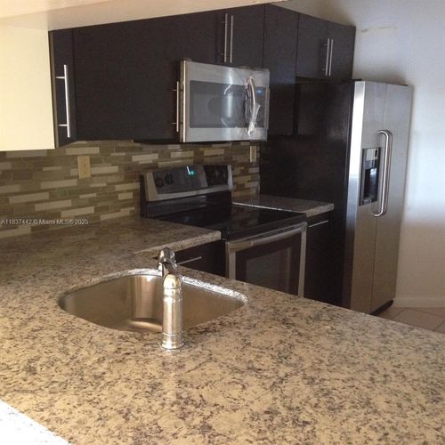 apt-b505-3000 Nw 42nd Ave, Coconut Creek, FL, 33066-2182 | Card Image