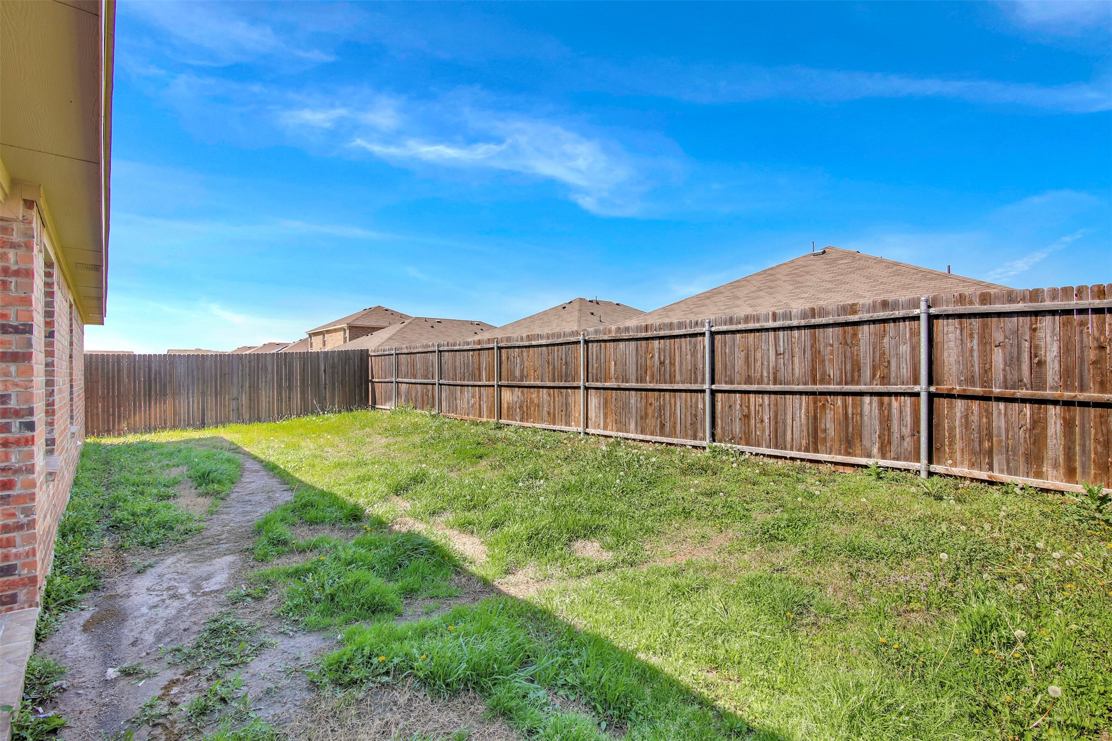 Residential Lease in Fate 5