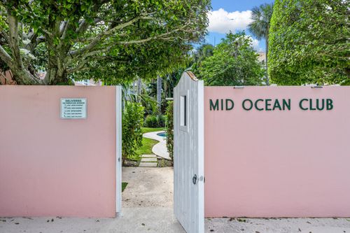 104-134 Peruvian Ave, Palm Beach, FL, 33480-6712 | Card Image