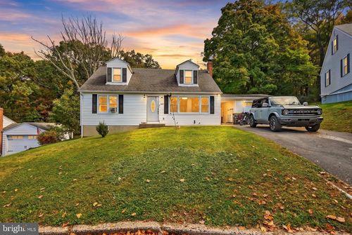 130 Mahantongo Dr, POTTSVILLE, PA, 17901-3115 | Card Image