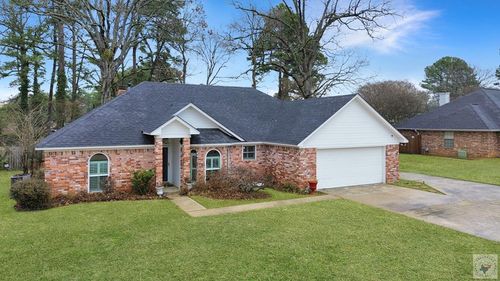 3014 Harrisburg Ln, Texarkana, TX, 75503-4503 | Card Image