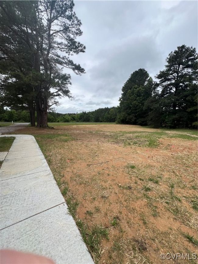 View of yard | Image 38