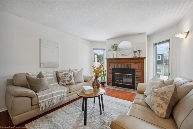 3962 Renfrew Cres, House other with 4 bedrooms, 4 bathrooms and 4 parking in Mississauga ON | Image 7