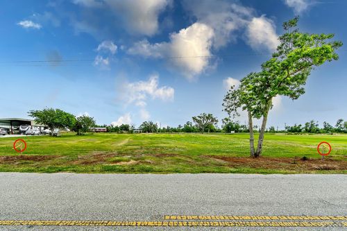 1723 A Doctor Beatrous Rd, Theriot, LA, 70397-9643 | Card Image