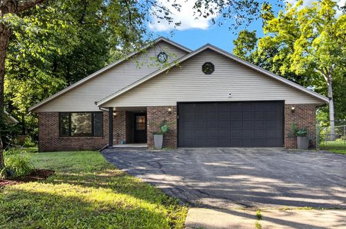 13043 W Lancaster Avenue, Butler, WI, 53007 | Card Image