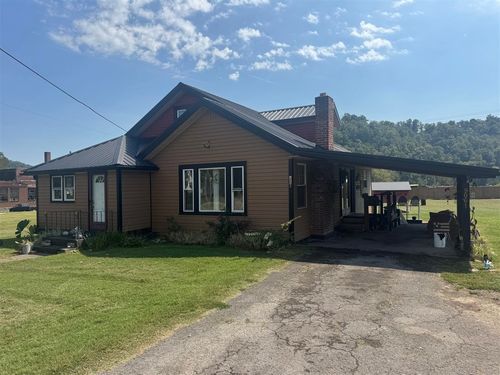 9061 Glasgow Road, Burkesville, KY, 42717 | Card Image