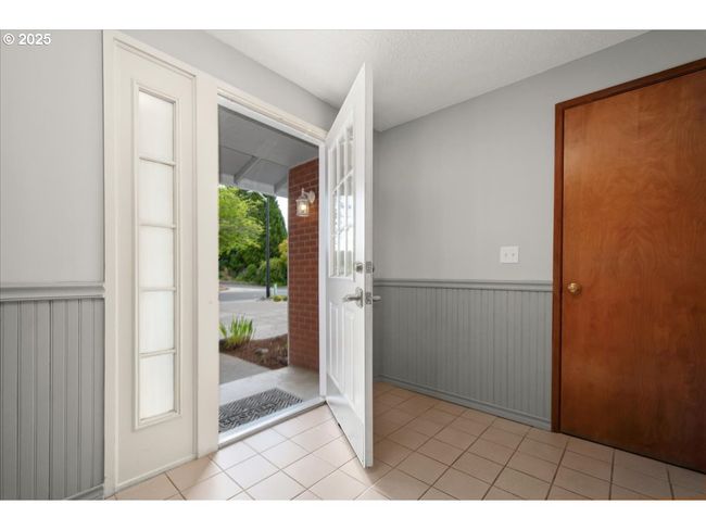 4603 Se 16 Th Ct, House other with 3 bedrooms, 2 bathrooms and 2 parking in Gresham OR | Image 4