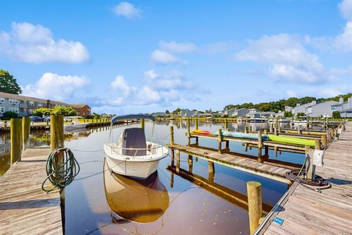 1-1 Harbour Dr, Blue Point, NY, 11715-1420 | Card Image