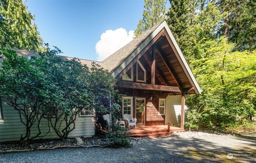 130 Nelson Lane, Lopez Island, WA, 98261 | Card Image