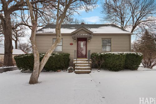 27 Oak Lane Dr, Lake Villa, IL, 60046-7151 | Card Image