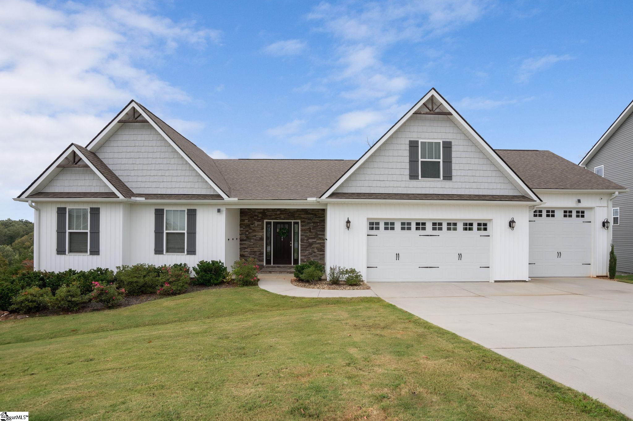 Alice Kelley Ct, Travelers Rest, SC 29690