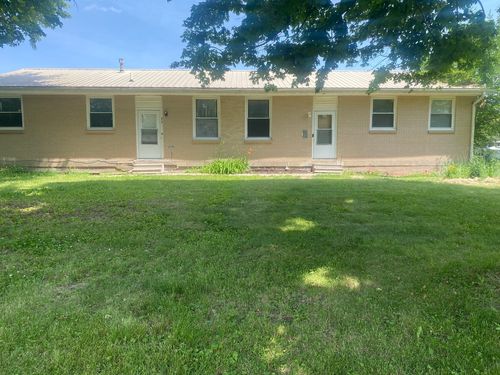 219-217-219 Mulvain St, DURAND, IL, 61024-9583 | Card Image