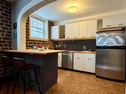 apt-5-4144 Bryant Ave S, Minneapolis, MN, 55409-1451 | Card Image