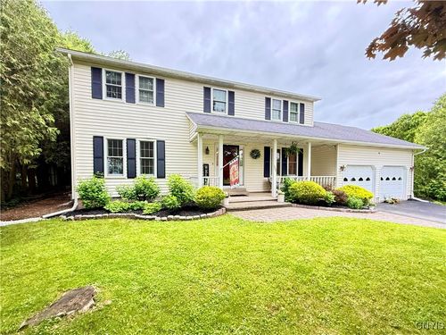 550 Sayles St, Oneida, NY, 13421-1838 | Card Image