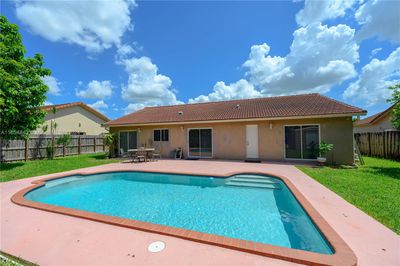 15064 Sw 148th Ct, House other with 3 bedrooms, 2 bathrooms and null parking in Miami FL | Image 1