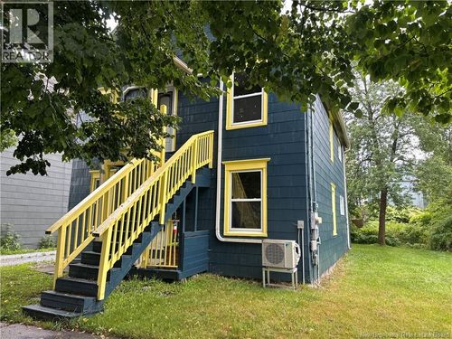 30-32 Cedar Grove Cres, Saint John, NB, E2K4G6 | Card Image