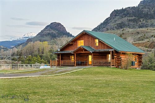 1035 and 1037 Us Highway 89 South S, Gardiner, MT, 59030 | Card Image