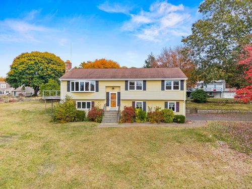 3 Croydon Court, Waterford, CT, 06385 | Card Image