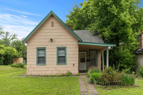 377 Winona St E, Saint Paul, MN, 55107-3116 | Card Image