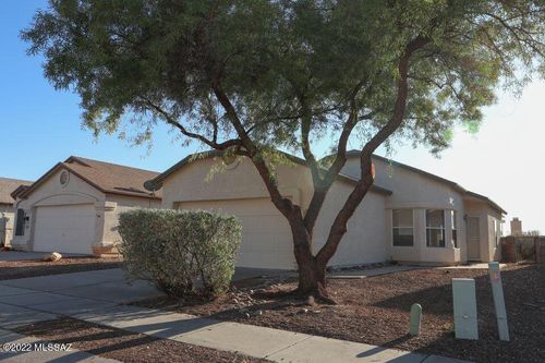 9258 E Muleshoe Street, Tucson, AZ, 85747 | Card Image