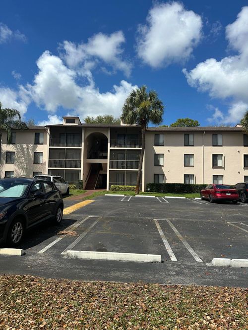 apt-c2-208 Foxtail Dr, Greenacres, FL, 33415-6151 | Card Image