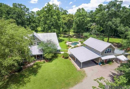 10875 Brown Rd, Denham Springs, LA, 70726-6068 | Card Image