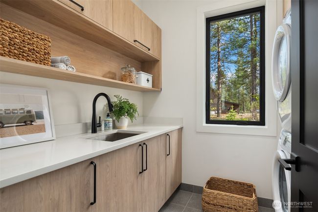 1761 Wanawish Loop, House other with 4 bedrooms, 5 bathrooms and 2 parking in Cle Elum WA | Image 21