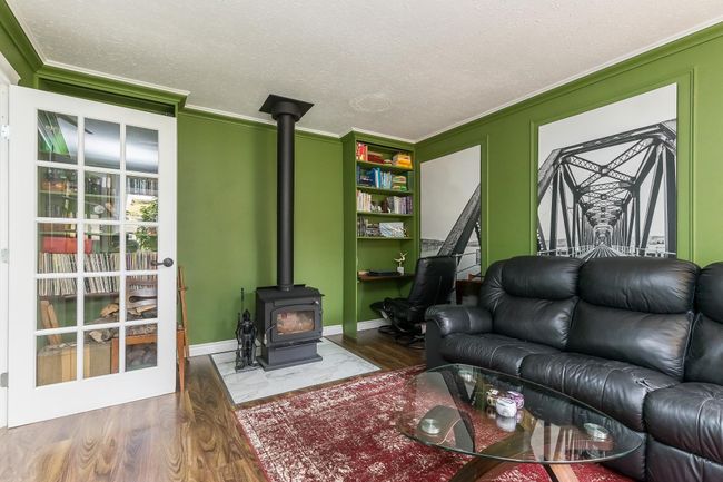 34780 Laburnum Avenue, House other with 3 bedrooms, 1 bathrooms and 3 parking in Abbotsford BC | Image 21