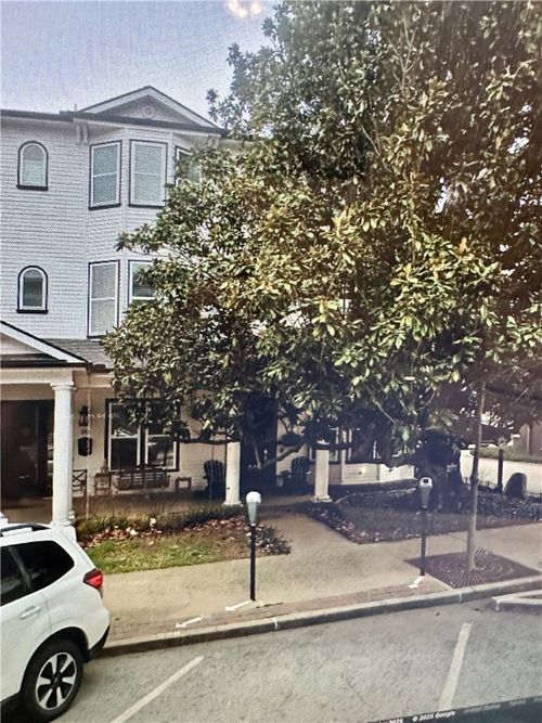 195 N Block Ave, Fayetteville, AR, 72701-5202 | Card Image