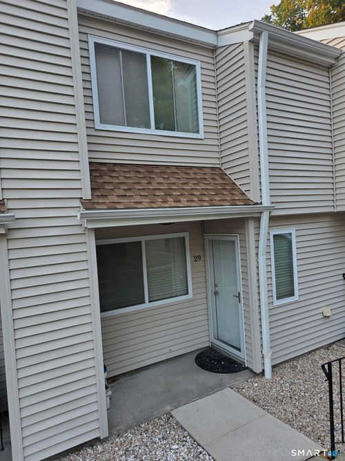 29-29 Winesap Ct, Ansonia, CT, 06401-3343 | Card Image