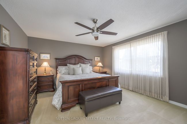 59 Heathdale Crt, House other with 4 bedrooms, 3 bathrooms and 3 parking in London ON | Image 19