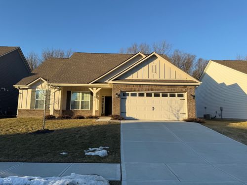 2746 Lanai Ln, Greenwood, IN, 46143-5022 | Card Image