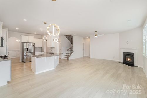 2039 Morning Gold Dr, Maiden, NC, 28650-9729 | Card Image