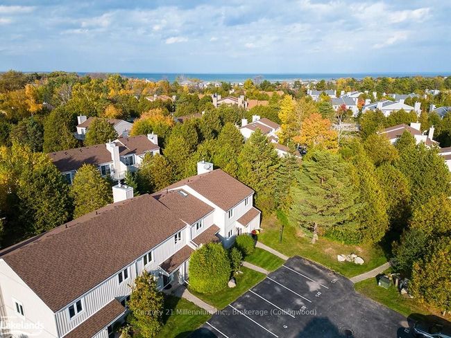539 Oxbow Cres, Condo with 4 bedrooms, 1 bathrooms and 1 parking in Collingwood ON | Image 34