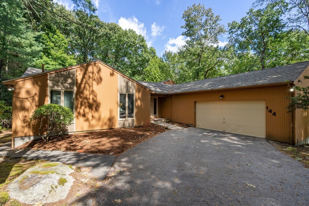 Brook Rd, Sharon, MA 02067