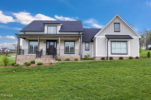 14737 Washington Way, Bristol, VA, 24202-4511 | Card Image