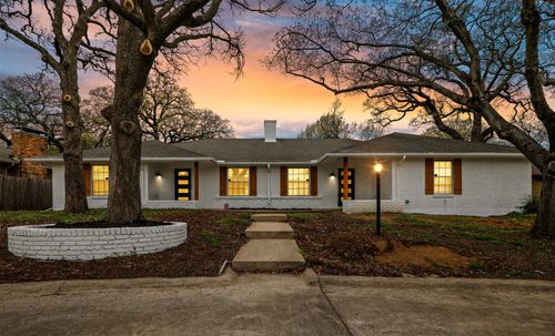 3522 Shady Valley Dr, Pantego, TX, 76013-2914 | Card Image