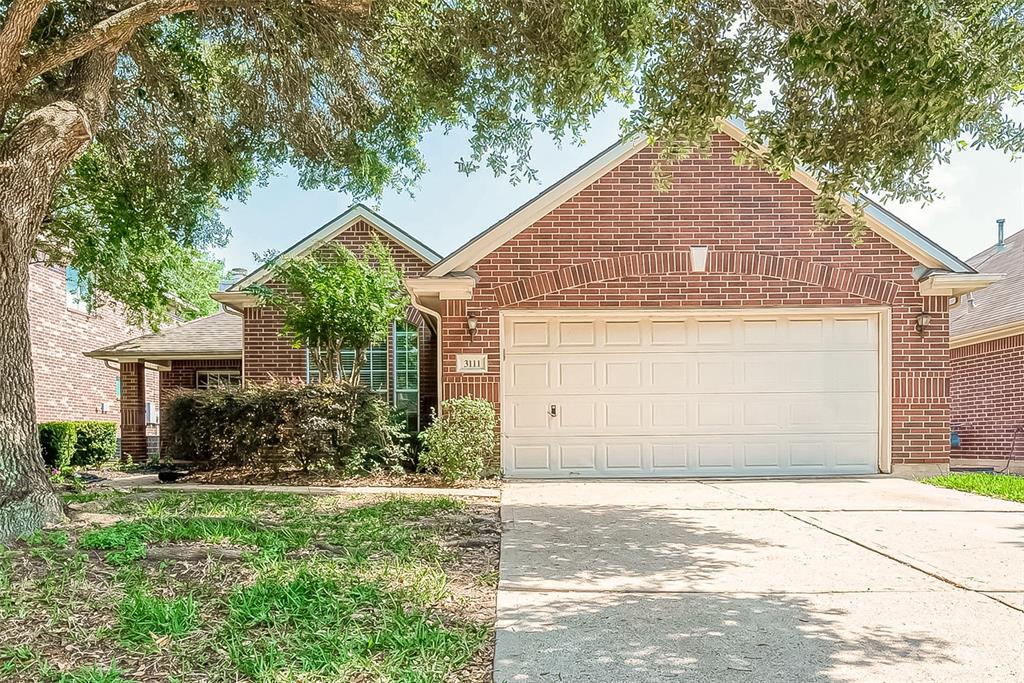 Stratford Pointe Dr, Sugar Land, TX 77498