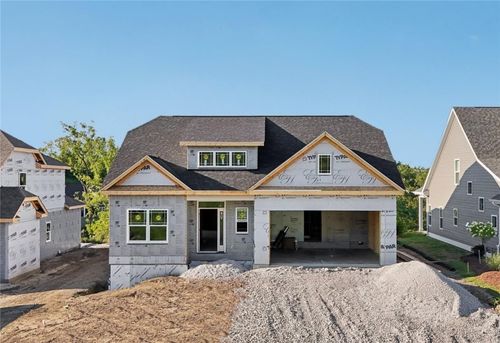 1050 Lakeside Dr, Mc Donald, PA, 15057-3055 | Card Image