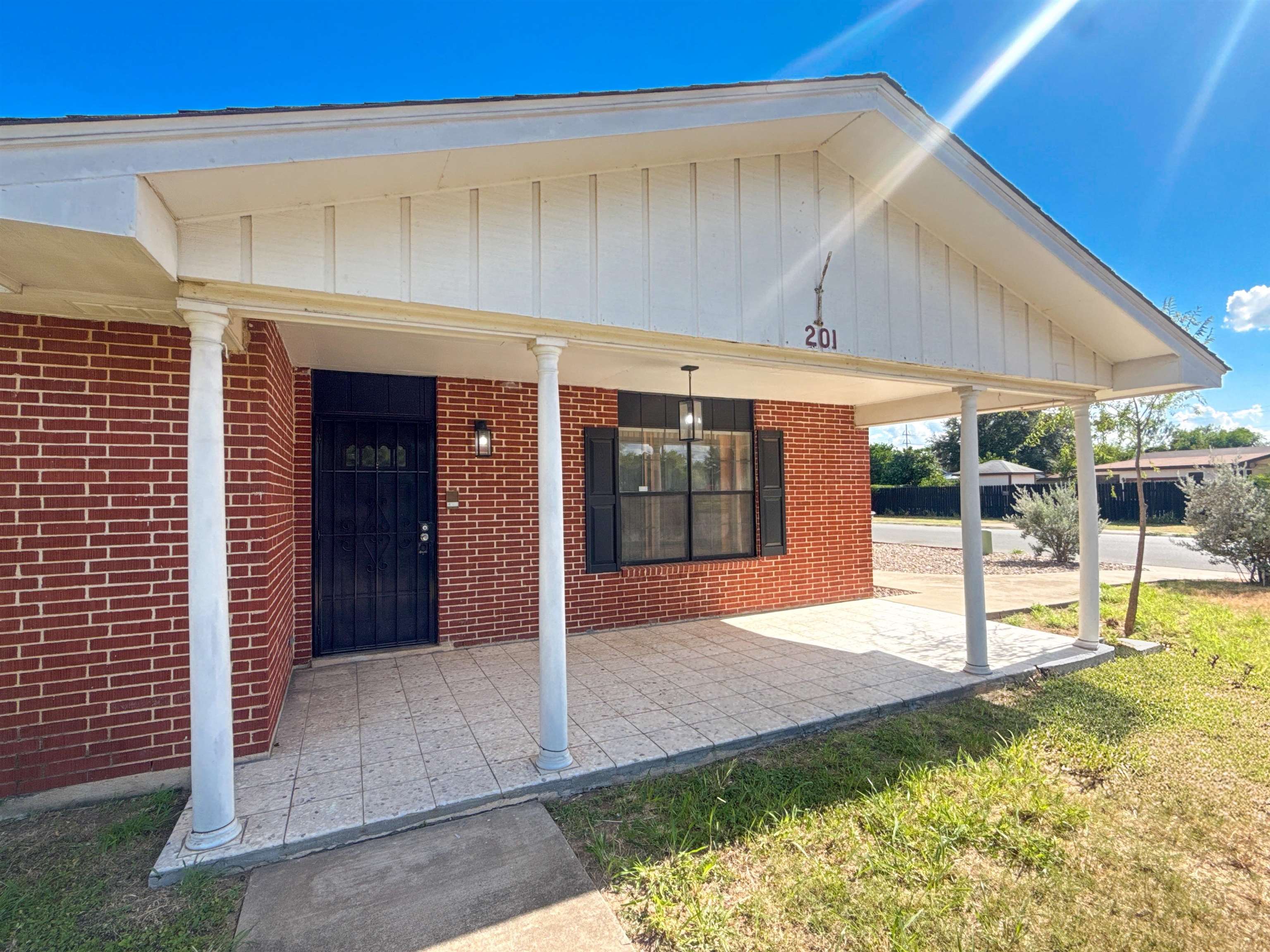 Residential Lease in Laredo 3