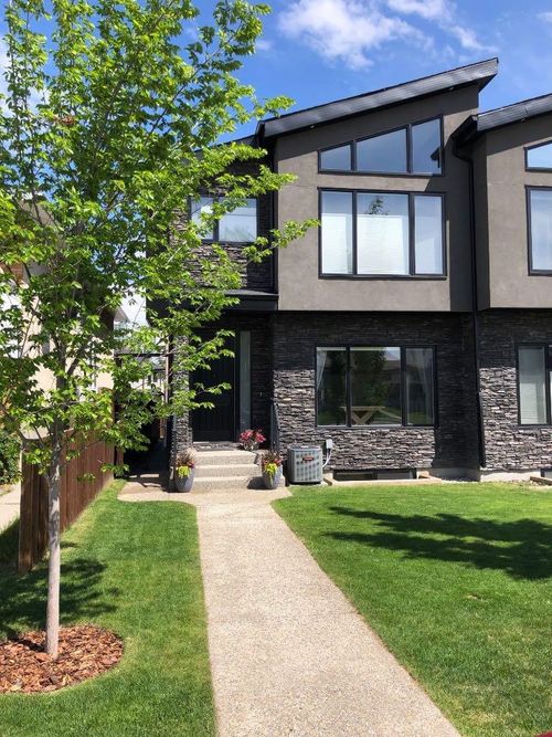 1126 40 St Sw, Calgary, AB, T3C1W5 | Card Image