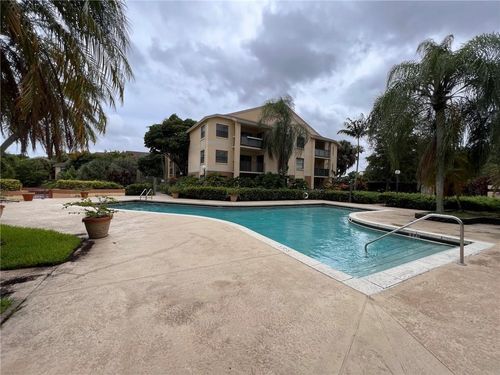 109-9999 Summerbreeze Dr, Sunrise, FL, 33322-5818 | Card Image