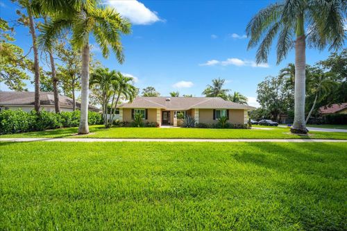 14832 Paddock Dr, Wellington, FL, 33414-7877 | Card Image