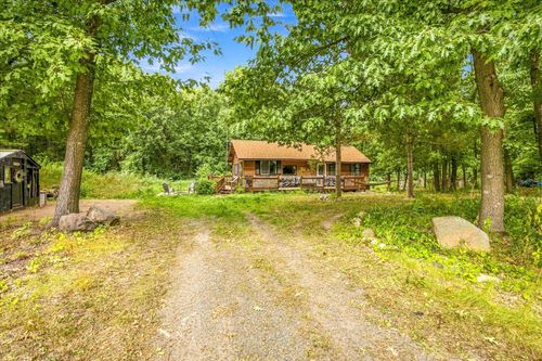 9235 Oakwood Ln, Pine City, MN, 55063-6047 | Card Image