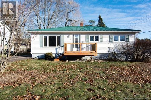 2 Deerwood Crt, Riverview, NB, E1B3E6 | Card Image