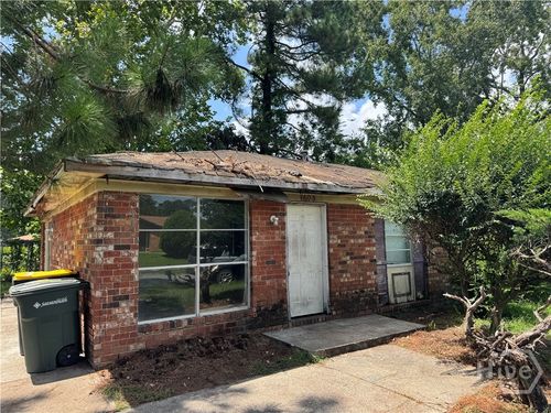 1605 Delano St, Savannah, GA, 31415-7818 | Card Image